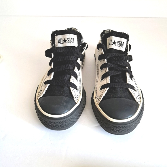 Converse Chuck Taylor All Star JandC Little Kids Low Top Shoes sz 10.5 3S464 - Picture 3 of 14
